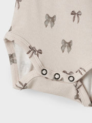 Lil' Atelier Κορμάκι Silver Peony Bow