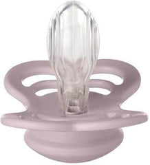 Bibs Πιπίλες Σιλικόνης Supreme Blossom / Dusky Lilac για 6-12 μηνών 2τμχBibs πιπίλες Η Bibs, είναι μια κορυφαία δανέζικη εταιρεία, με ιστορία σχεδόν 50 χρόνων στα βρεφικά είδη. Η λειτουργικότητα, η ασφάλεια και πολύχρωμη έκφραση είναι τα βασικά στοιχεία π