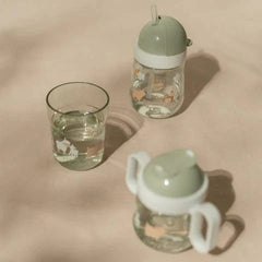 Little Dutch Βρεφικά & Παιδικά Ποτηράκια LITTLE DUTCH. Εκπαιδευτικό ποτηράκι με καλαμάκι 300ml Little Farm (απαλό πράσινο)