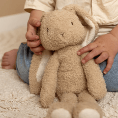 Little Dutch Λούτρινα LITTLE DUTCH. Υφασμάτινο κουκλάκι κουνελάκι Baby Bunny 32 εκ.