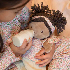 Little Dutch Παιδικές Κούκλες LITTLE DUTCH. Υφασμάτινο μωρό σε καλαθούνα Evi (30 εκ.)