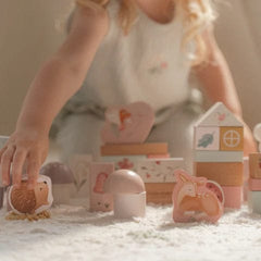 Little Dutch Βρεφικά Παιχνίδια Δραστηριοτήτων LITTLE DUTCH. Σετ ξύλινα τουβλάκια Fairy Garden FSC