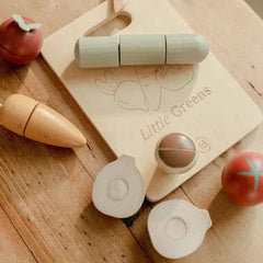 Little Dutch παιχνιδι ρολων LITTLE DUTCH. Ξύλινος δίσκος κοπής με λαχανικά FSC