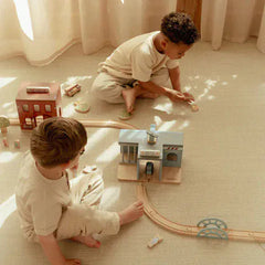 Little Dutch παιχνιδι ρολων LITTLE DUTCH. Ξύλινος σταθμός πυροσβεστικής FSC