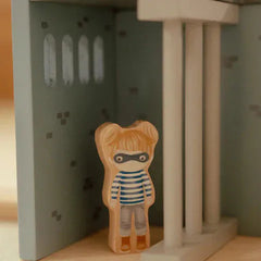 Little Dutch παιχνιδι ρολων LITTLE DUTCH. Ξύλινο αστυνομικό τμήμα με αξεσουάρ FSC