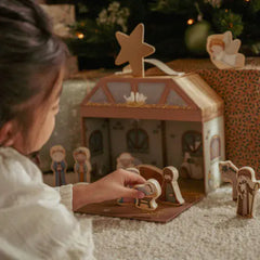 Little Dutch Παιχνίδια Δραστηριοτήτων LITTLE DUTCH. Σετ φάτνη με φιγούρες FSC