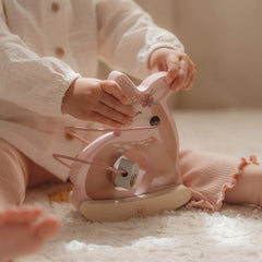 Little Dutch Βρεφικά Παιχνίδια Δραστηριοτήτων LITTLE DUTCH. Ξύλινος λαβύρινθος ταλάντωσης ελαφάκι FSC