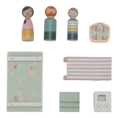 Little Dutch ξύλινα παιχνίδια LITTLE DUTCH. Ξύλινο αυτοκινητάκι με τροχόσπιτο FSC