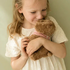 Little Dutch παιχνιδι ρολων LITTLE DUTCH. Υφασμάτινο σκυλάκι Jackie σε καλαθούνα GRS