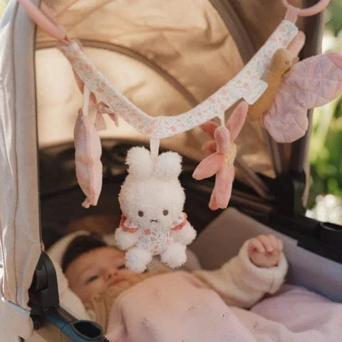 Little Dutch Κρεμαστά Βρεφικά Παιχνίδια LITTLE DUTCH. Υφασμάτινη γιρλάντα για καρότσι Miffy - Lucky Blossom GRS