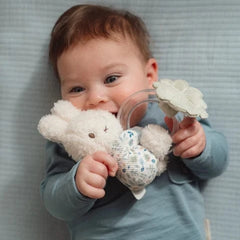 Little Dutch Κουδουνίστρες LITTLE DUTCH. Υφασμάτινη κουδουνίστρα με κρίκο Miffy - Lucky Leaves GRS