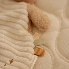 Little Dutch βρεφικά παιχνίδια LITTLE DUTCH. Υφασμάτινο ανάγλυφο ντουντού κουνελάκι Newborn Naturals GRS