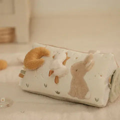 Little Dutch Βρεφικά Παιχνίδια Δραστηριοτήτων LITTLE DUTCH. Υφασμάτινο τρίγωνο δραστηριοτήτων Newborn Naturals GRS