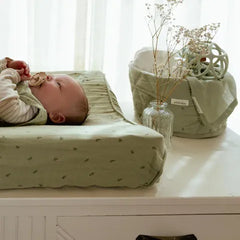 Little Dutch Καλάθια αποθήκευσης LITTLE DUTCH. Καλάθι αλλαξιέρας καπιτονέ μικρό Pure Sage
