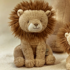 Little Dutch Λούτρινα LITTLE DUTCH. Υφασμάτινο λιονταράκι Safari Friends 25εκ. GRS