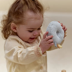 Little Dutch Βρεφικά Παιχνίδια Δραστηριοτήτων LITTLE DUTCH. Πυραμίδα ταξινόμησης & ταλάντωσης Safari Friends FSC