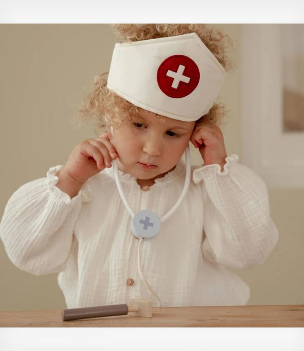 Little Dutch Βαλιτσάκι γιατρού με ξύλινα εργαλεία FSC