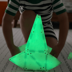 MAGNA-TILES Μαγνητικά Τουβλάκια Magna-Tiles Μαγνητικό Παιχνίδι Μαγνητικά Πλακίδια Glow 16 Κομμάτια για 3+ ετών 18816