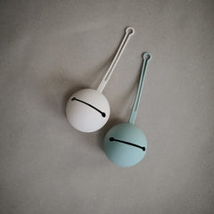 Mushie Θήκη πιπίλας Θήκη για Πιπίλες Σιλικόνης Cambridge Blue – Mushie