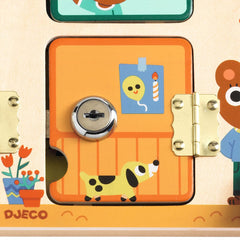 PICK A BOO Εκπαιδευτικά Παιχνίδια Djeco Eκπαιδευτικό Παιχνίδι Μαθαίνω να ανοιγοκλείνω κλειδαριές Σπιτάκι