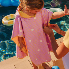 Quut Poncho Quut. Παιδικό πόντσο Κοχύλια Banana Pink
