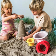 Quut Παιχνίδια θαλάσσης Quut. Κουβαδάκια για πύργους στην άμμο Cherry/ Banana Pink